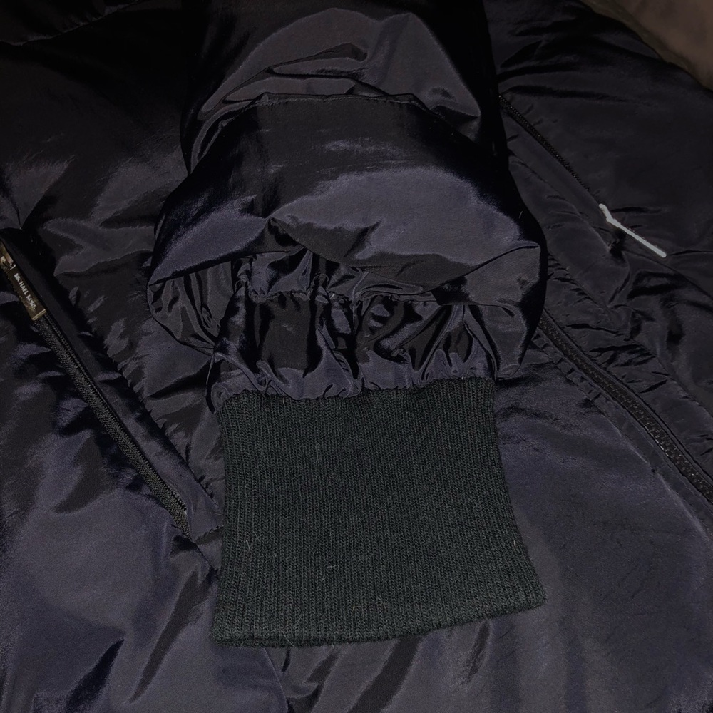 š„¶MICHAEL - Michael Kors - Asymmetrical, built in vest, winter down filled - Picture 12 of 14